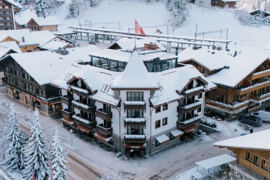 Milano - Gstaad - Miiro The Mansard