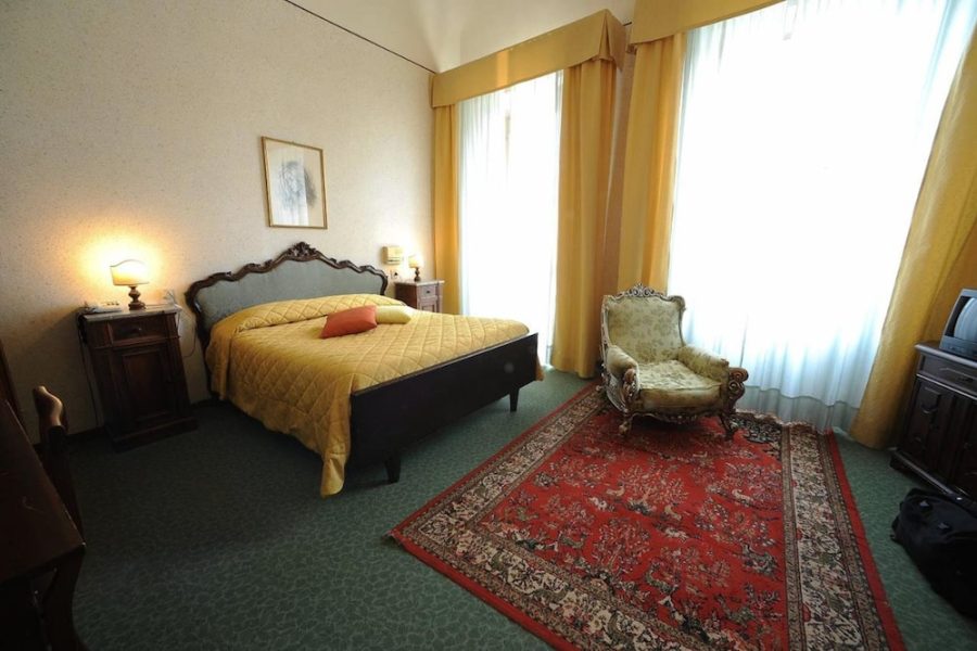 Milano - Pisa - Hotel Villa Kinzica