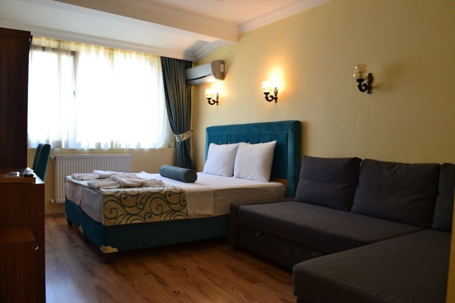 Roma - Istanbul - Riverland Suites Apart Hotel