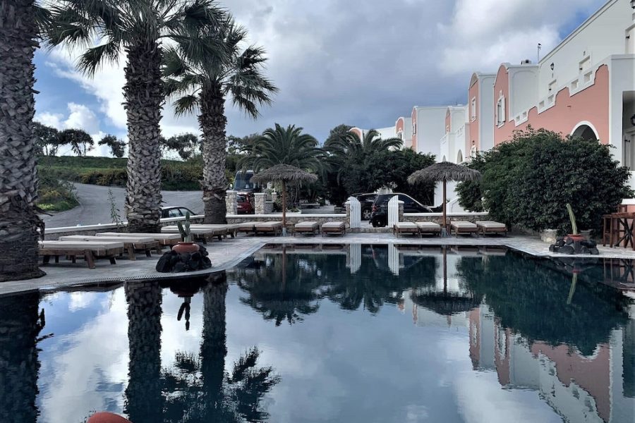 Catania - Órmos Athiniós - Villa Manos Hotel
