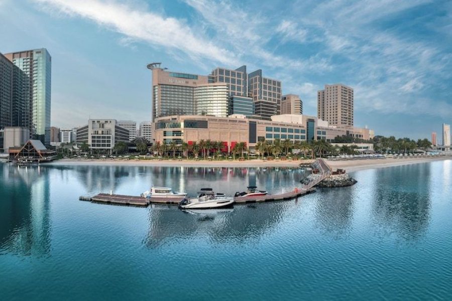 Bari - Abu Dhabi - Beach Rotana - Abu Dhabi