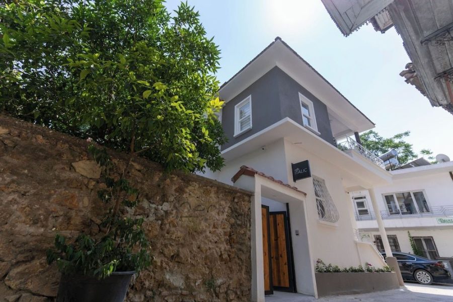 Bari - Antalya - Villa Italic