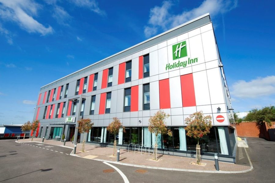 Bari - Luton - Holiday Inn LONDON - LUTON AIRPORT by IHG