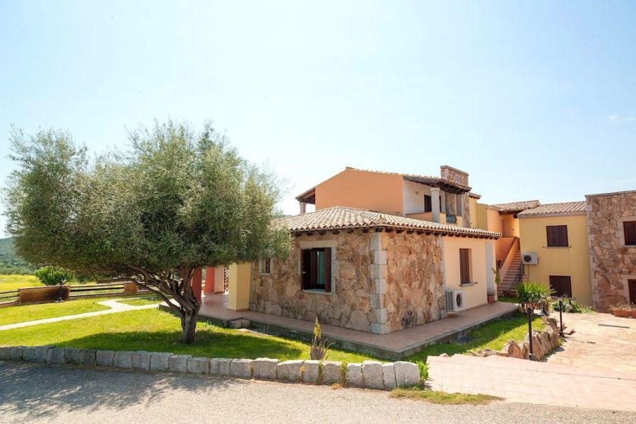 Bari - San Teodoro - Residence Li Troni