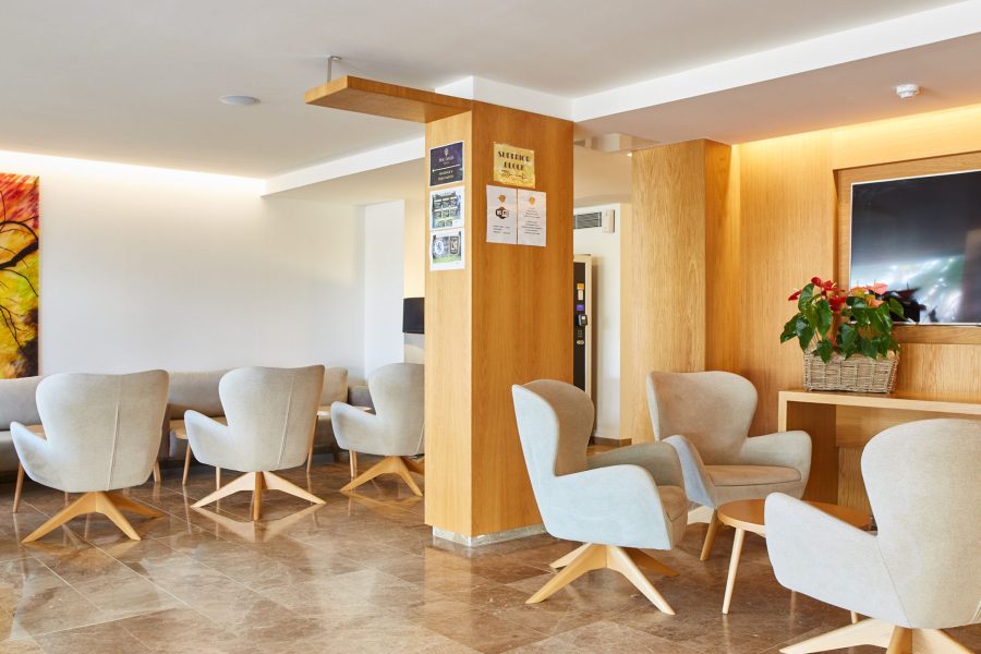 Brindisi - Santa Eulalia del Río - Invisa Aparthotel Casa Luis