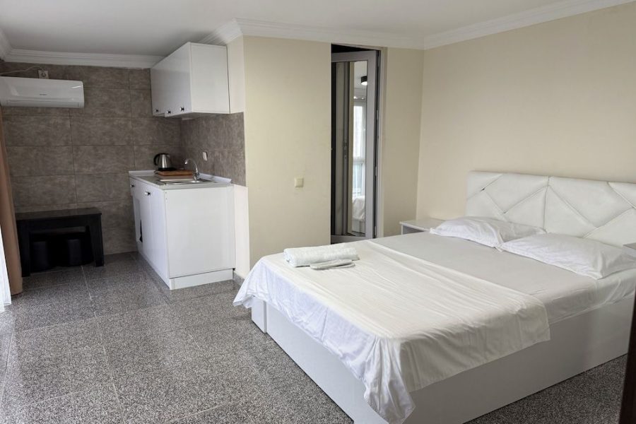 Milano - Batumi - Family Hotel