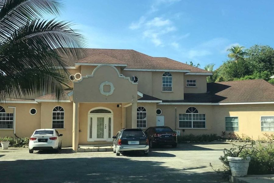 Milano - Holetown - Pondbottom Apartment Hotel