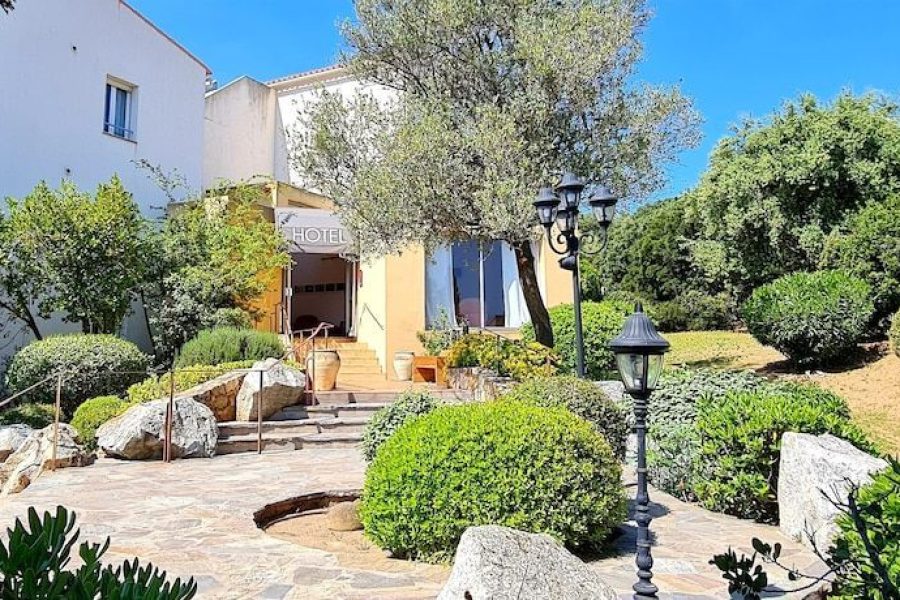 Milano - L'île Rousse - Hotel Cala di l'Oru