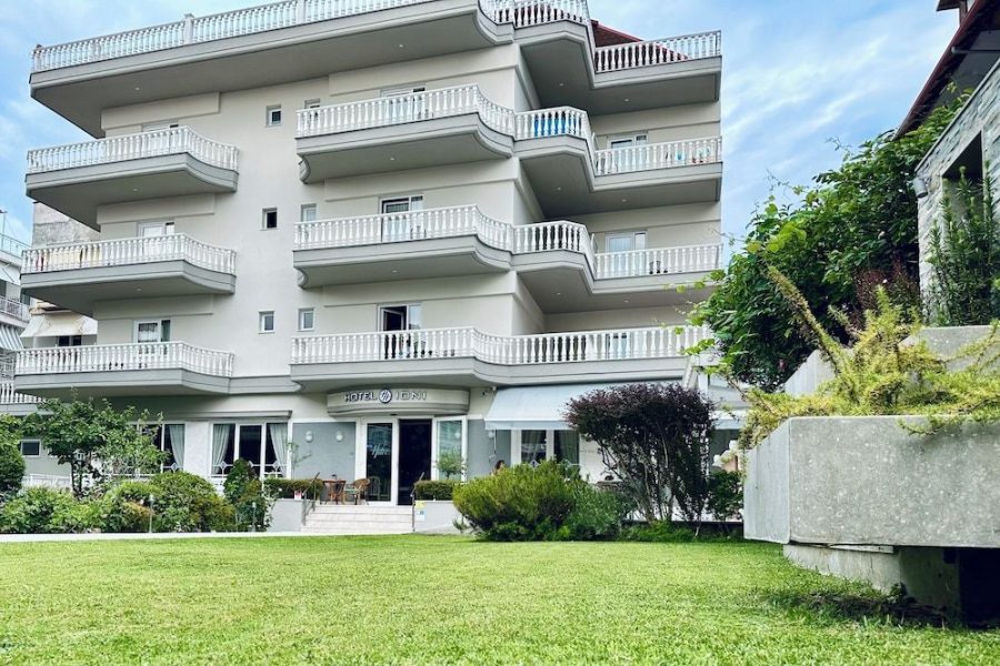 Milano - Paralía - Hotel Ioni
