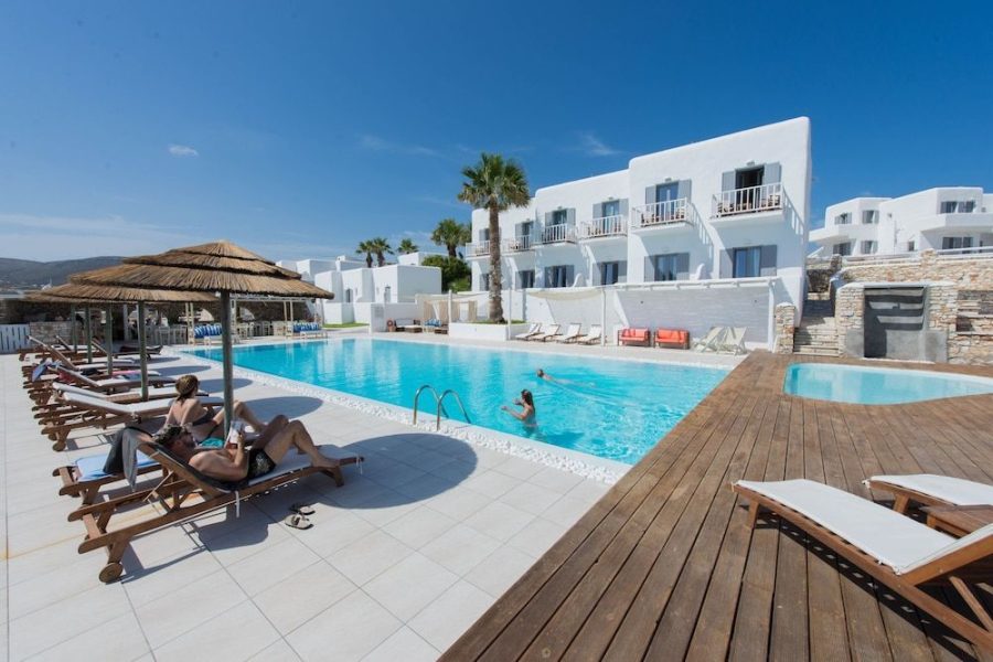 Milano - Paros - Paros Bay