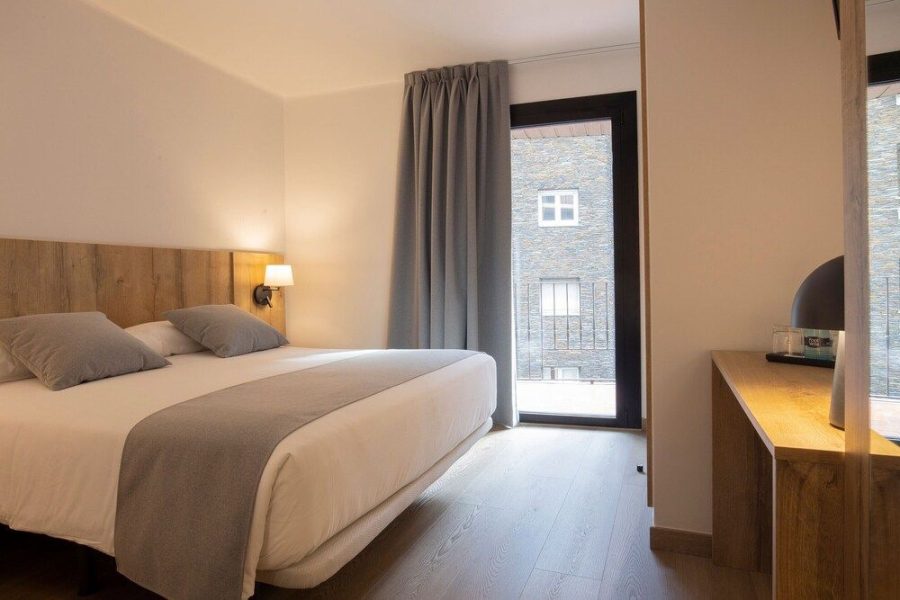 Milano - Principato di Andorra - Hotel Cervol by Nexta