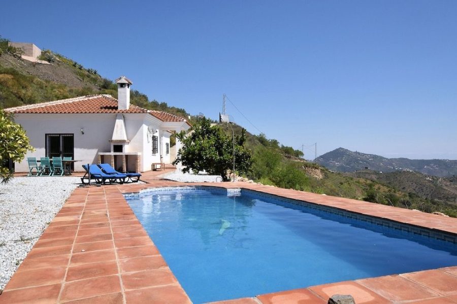 Milano - Vélez-Málaga - Villa Stay With Sea Views