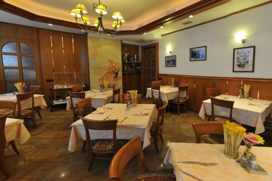 Napoli - Trento - Hotel Vela