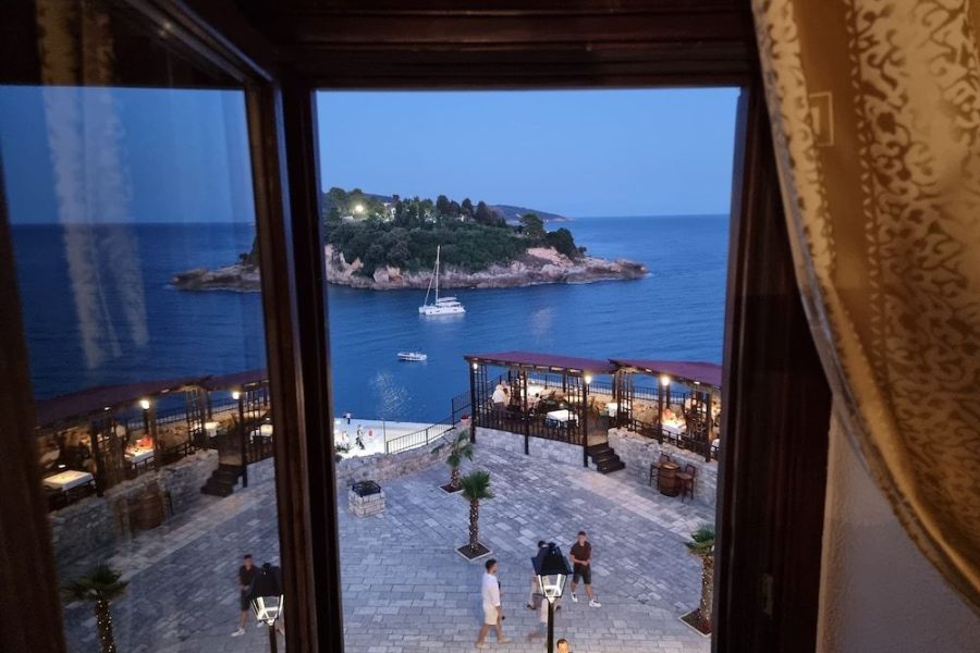Napoli - Ulcinj - Kulla e Balshajve