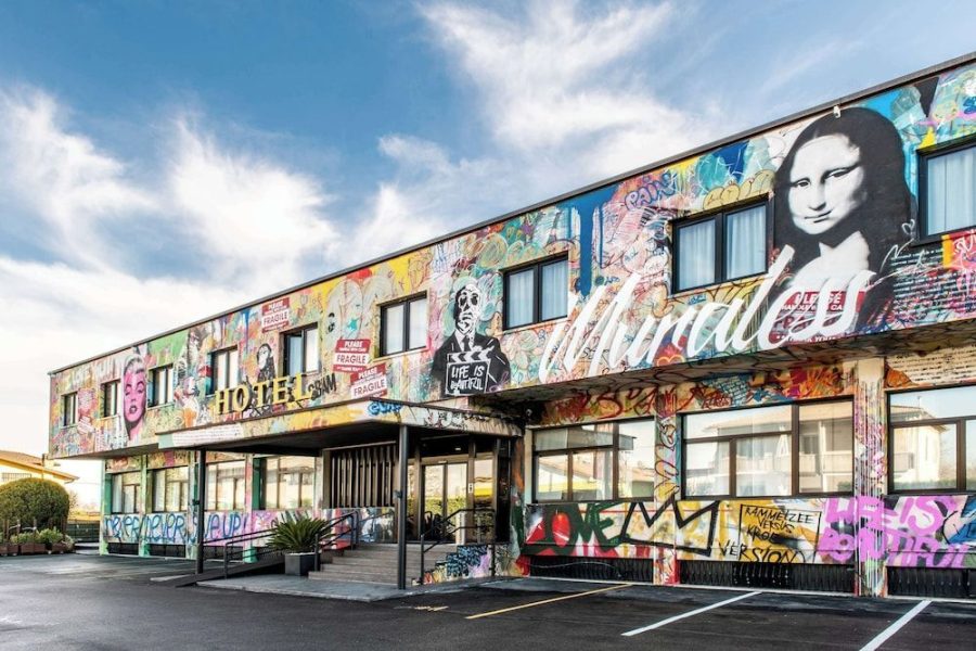 Napoli - Verona - Muraless Art Hotel - WorldHotels Crafted