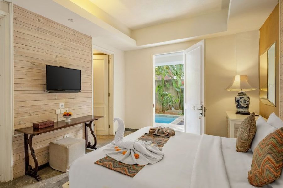 Roma - Denpasar - The Kanjeng Suites Petitenget