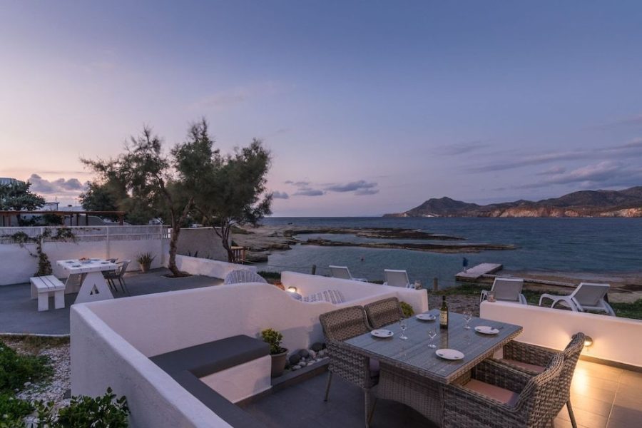 Roma - Kimolos - Venia's Guesthouse