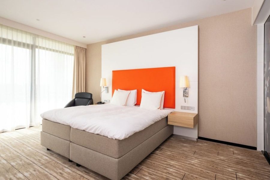 Bologna - Schiphol - Van der Valk Hotel Schiphol