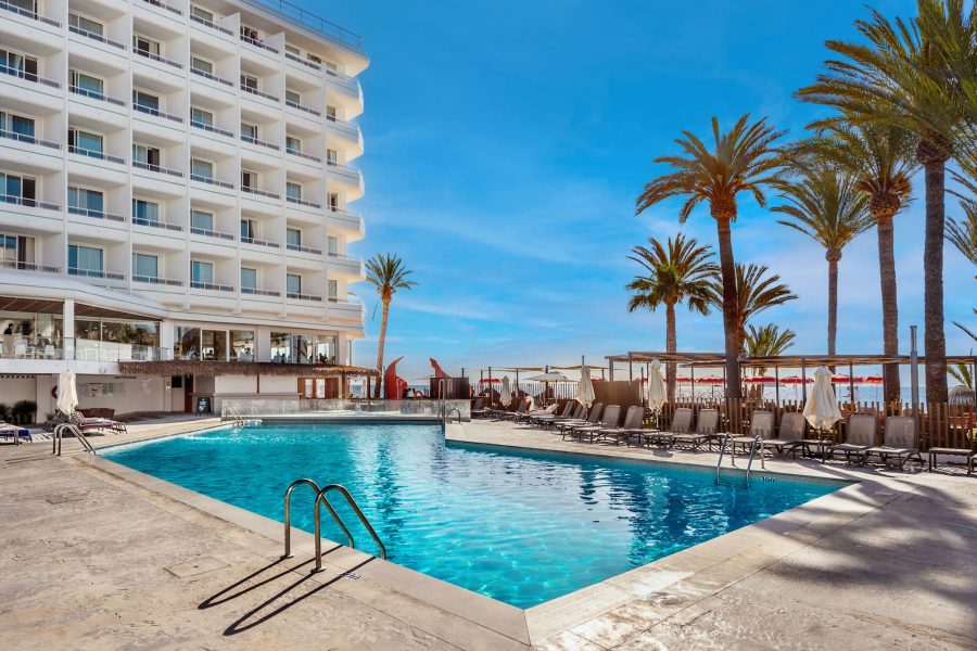 Bari - Ibiza città - Hotel Vibra Algarb