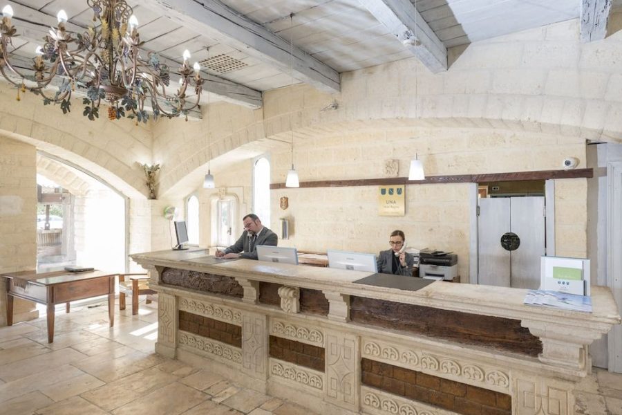 Verona - Bari - UNA HOTELS Regina Bari
