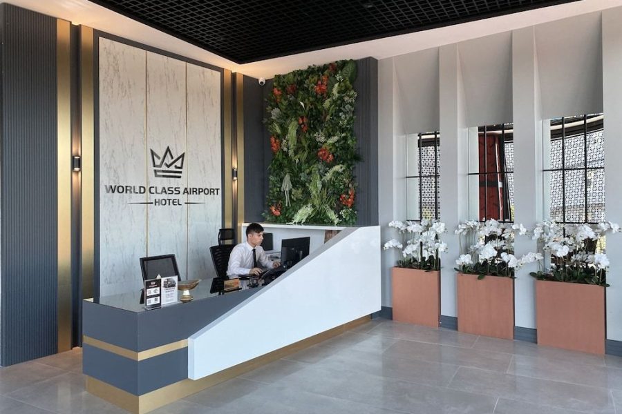 Bari - Istanbul - World Class Hotel - Istanbul Airport