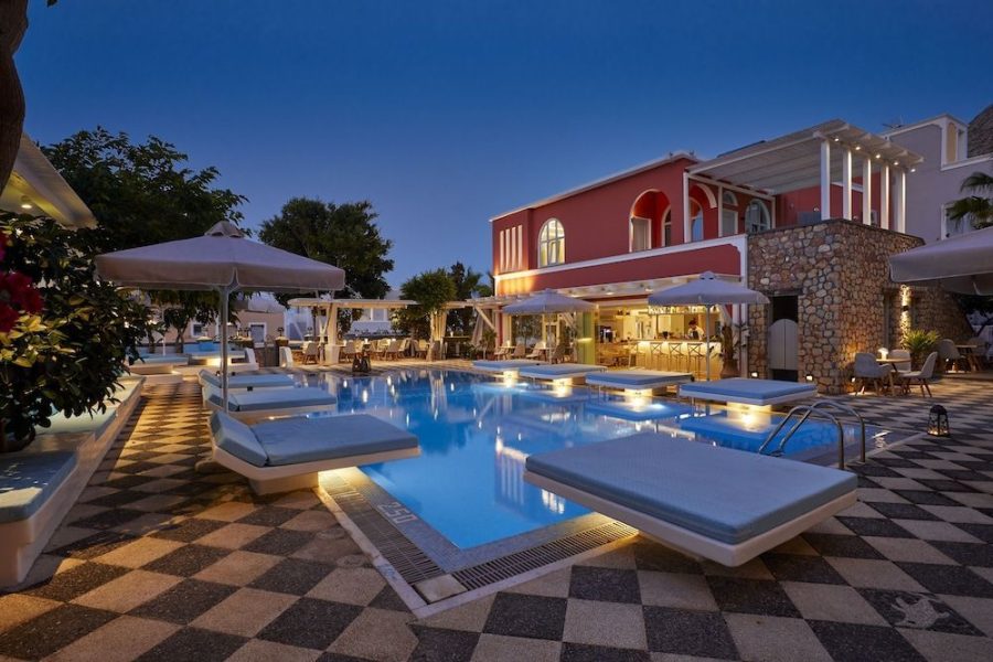 Bari - Órmos Athiniós - Blue Sea Hotel