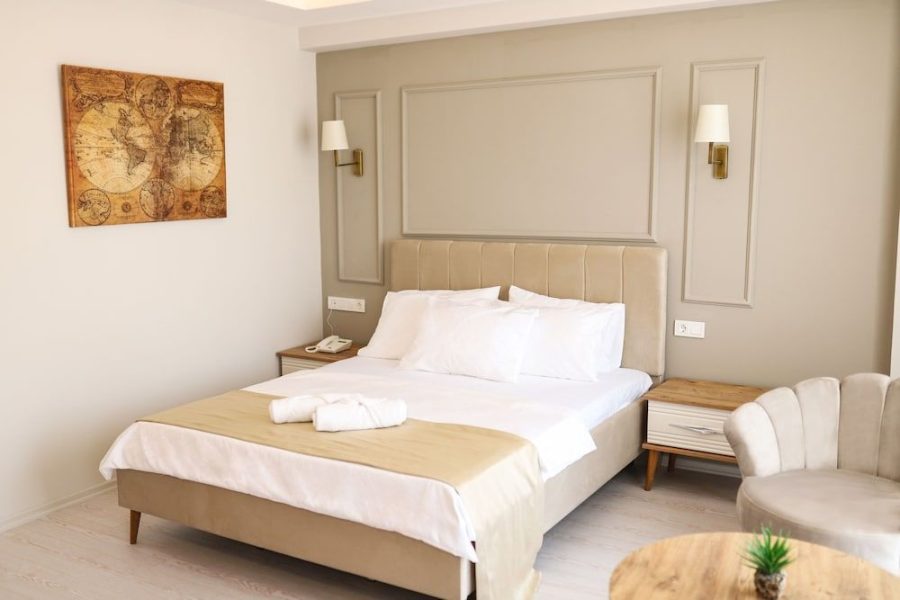 Bologna - Istanbul - PETRA HOTEL TUZLA