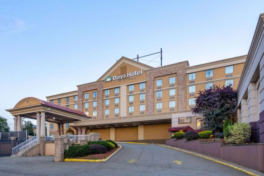 Bologna - New York - Days Hotel by Wyndham North Bergen