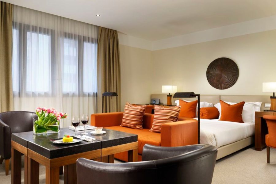 Cagliari - Milano - Milan Suite Hotel