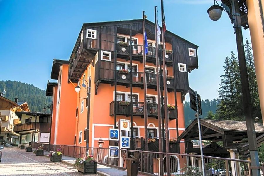 Catania - Alpi Italiane - Hotel Posta R.T.A.