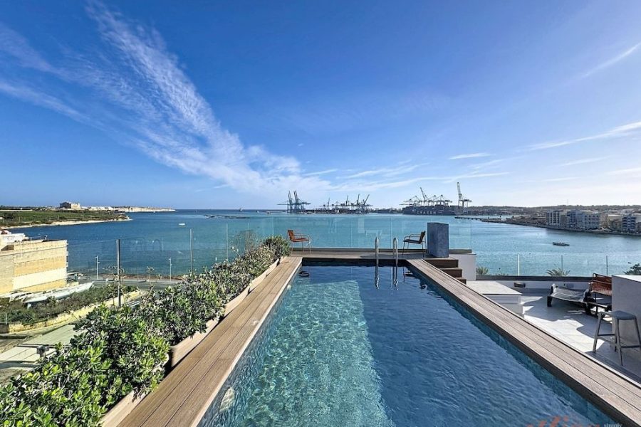 Lamezia Terme - Malta - South 32 Hotel by Zzzing