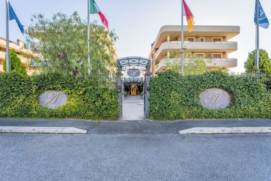 Milano - Pomezia - Altea Suites