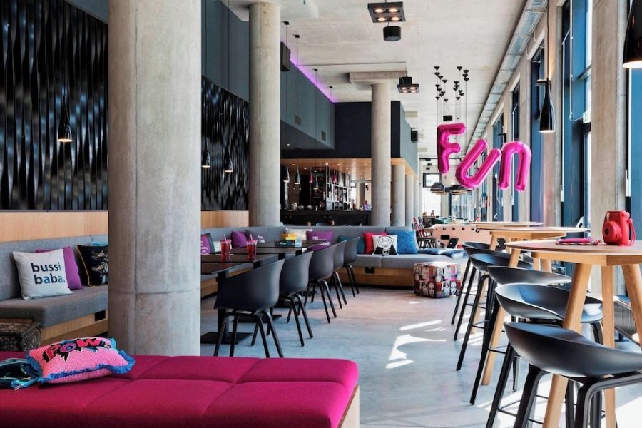 Cagliari - Schwechat - MOXY Vienna Airport
