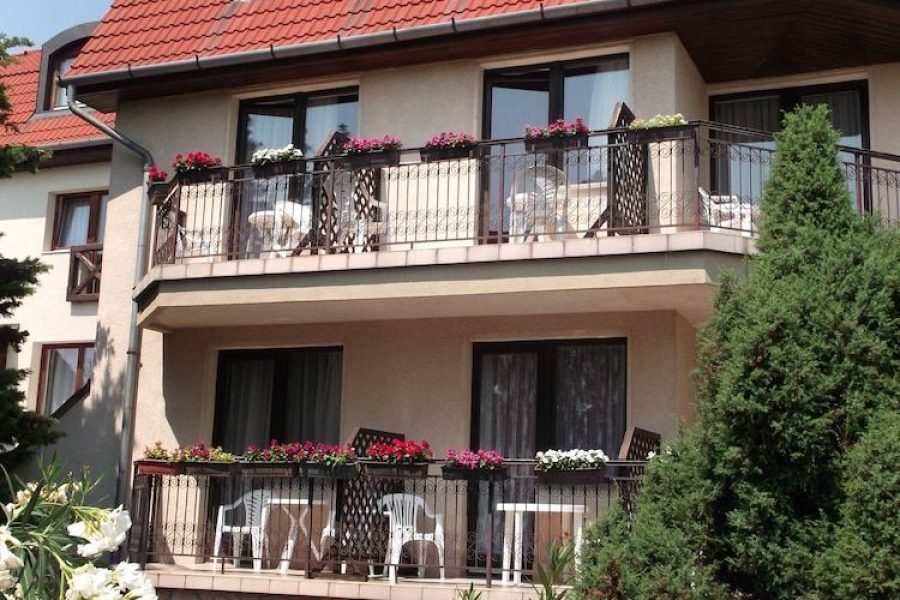 Genova - Budapest - HELIOS Hotel Apartments