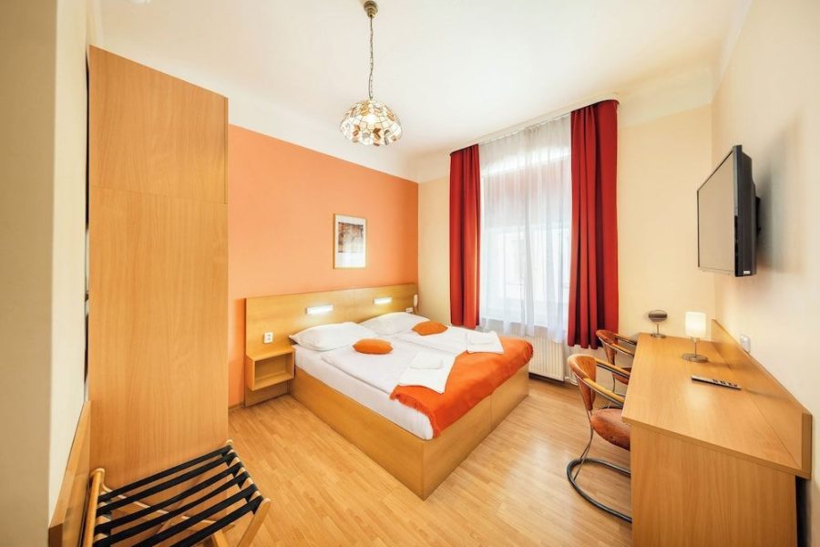 Genova - Praga - Hotel Golden City Garni