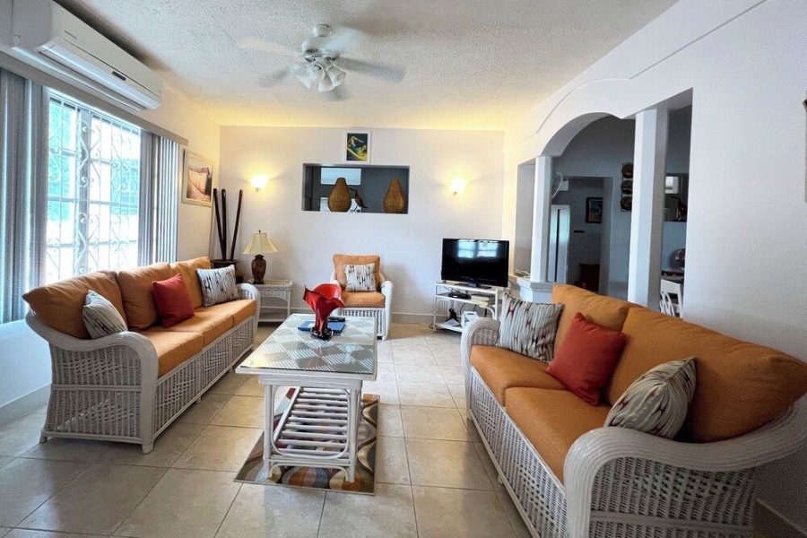 Milano - Barbados - Graceville Beach House - by ZenBreak