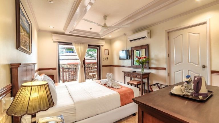Volo + Hotel Milano - Dauis - Flushing Meadows Resorts & Playground da 2095.63€