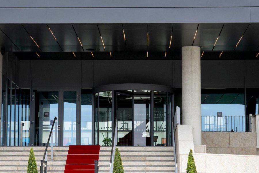 Milano - Galway - Radisson RED Galway