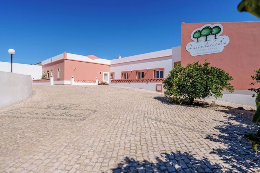 Milano - Guia - Quinta dos Is