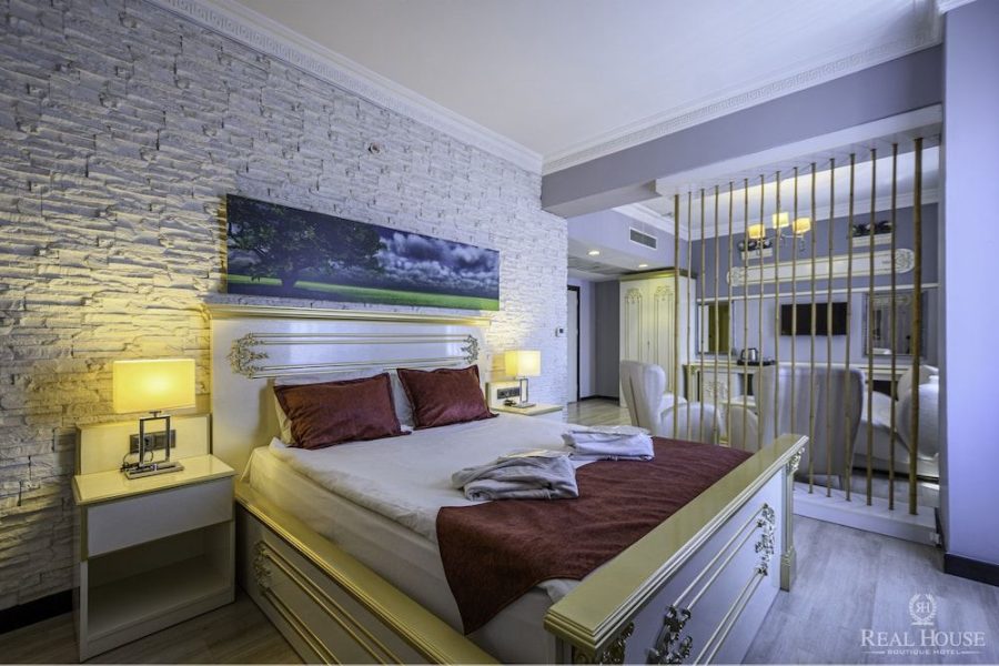 Catania - Kayseri - Real House Hotel