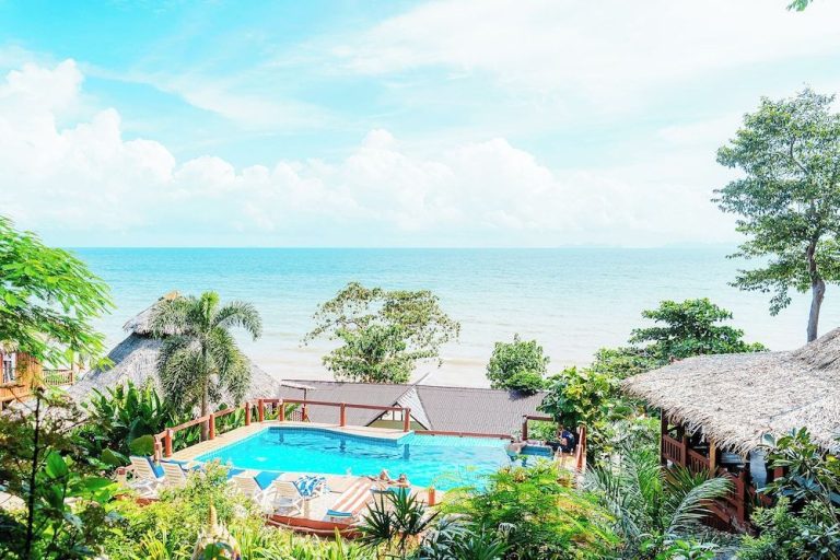 Volo + Hotel Milano - Krabi Province - Koh Jum Resort da 1049.49€