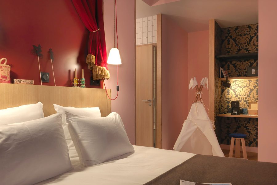 Napoli - Parigi - MOB HOTEL Paris Les Puces