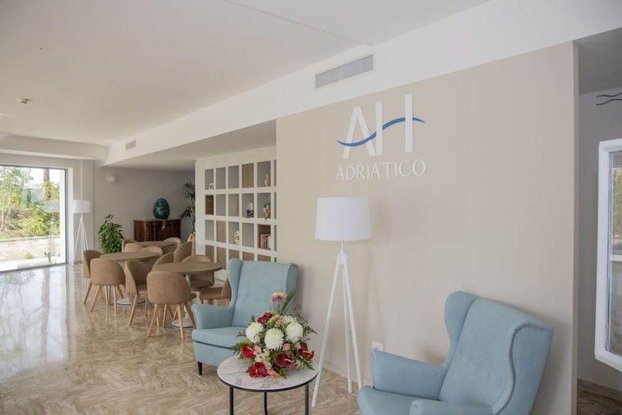 Milano - Presicce - Hotel Adriatico