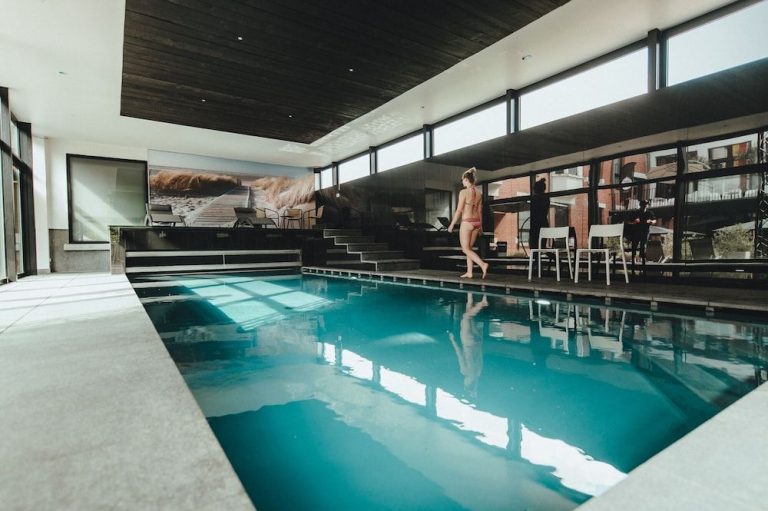 Volo + Hotel Pisa - Regione delle Fiandre - Hotel Elisabeth da 253.32€