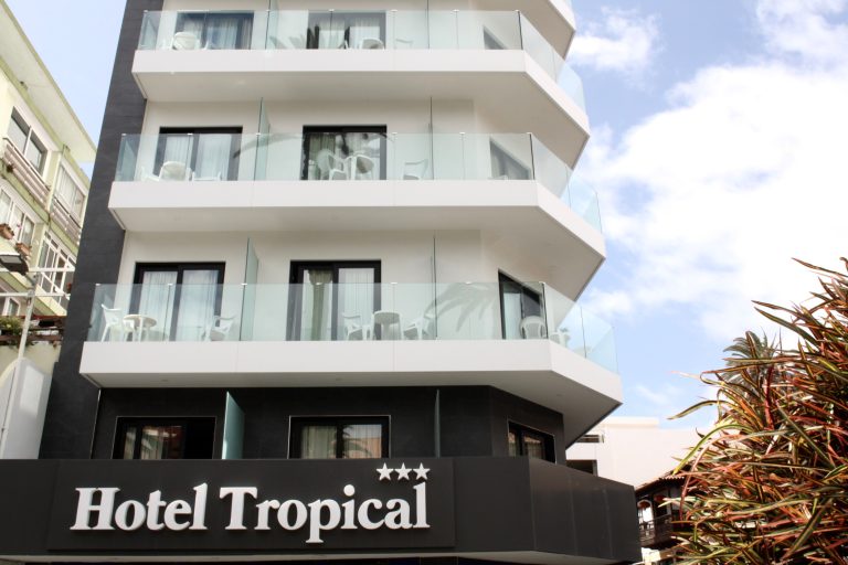 Volo + Hotel Olbia - Tenerife - Hotel Tropical da 1063.88€