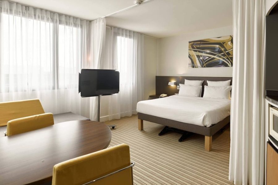 Roma - Versailles - B&B HOME Vélizy
