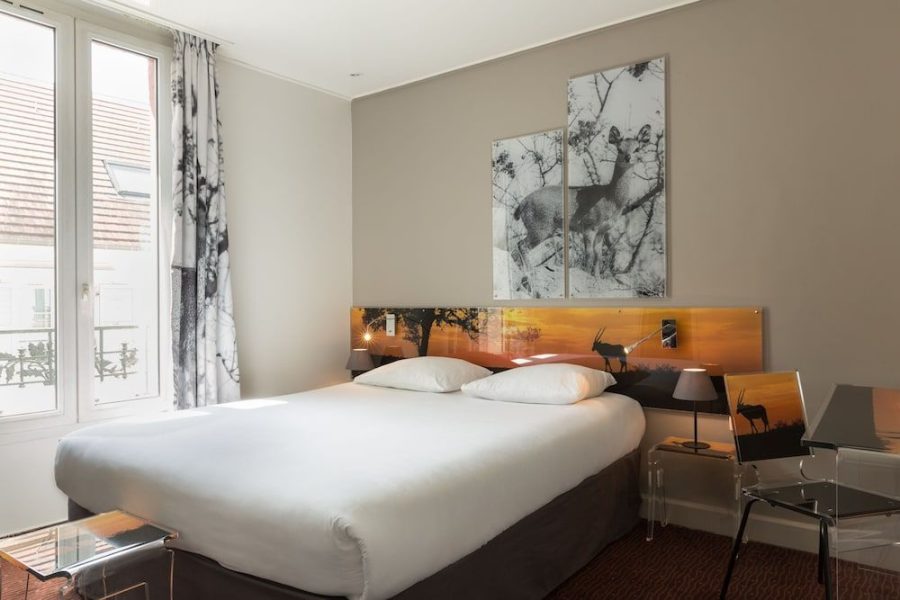 Milano - Versailles - Hotel Le Cardinal Rueil Centre
