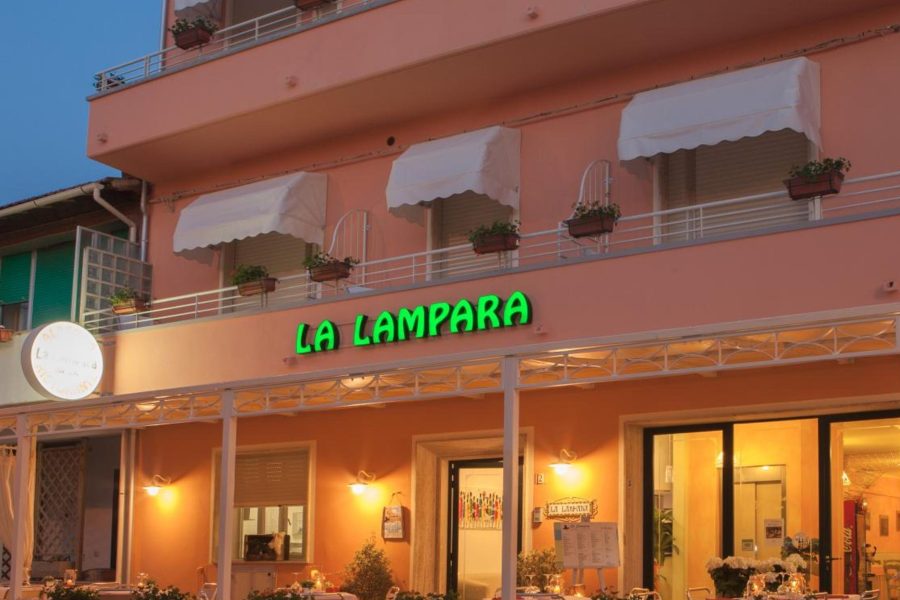 Milano - Cecina - Albergo La Lampara