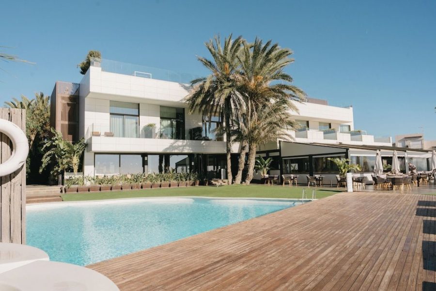Napoli - Aeroporto di Barcellona - El Prat de Llobregat - Hotel Boutique Playa Grande & Spa
