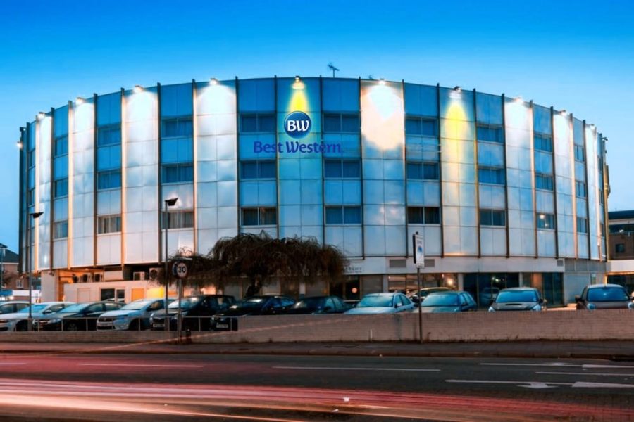 Pisa - Heathrow - Best Western Heathrow Ariel T2